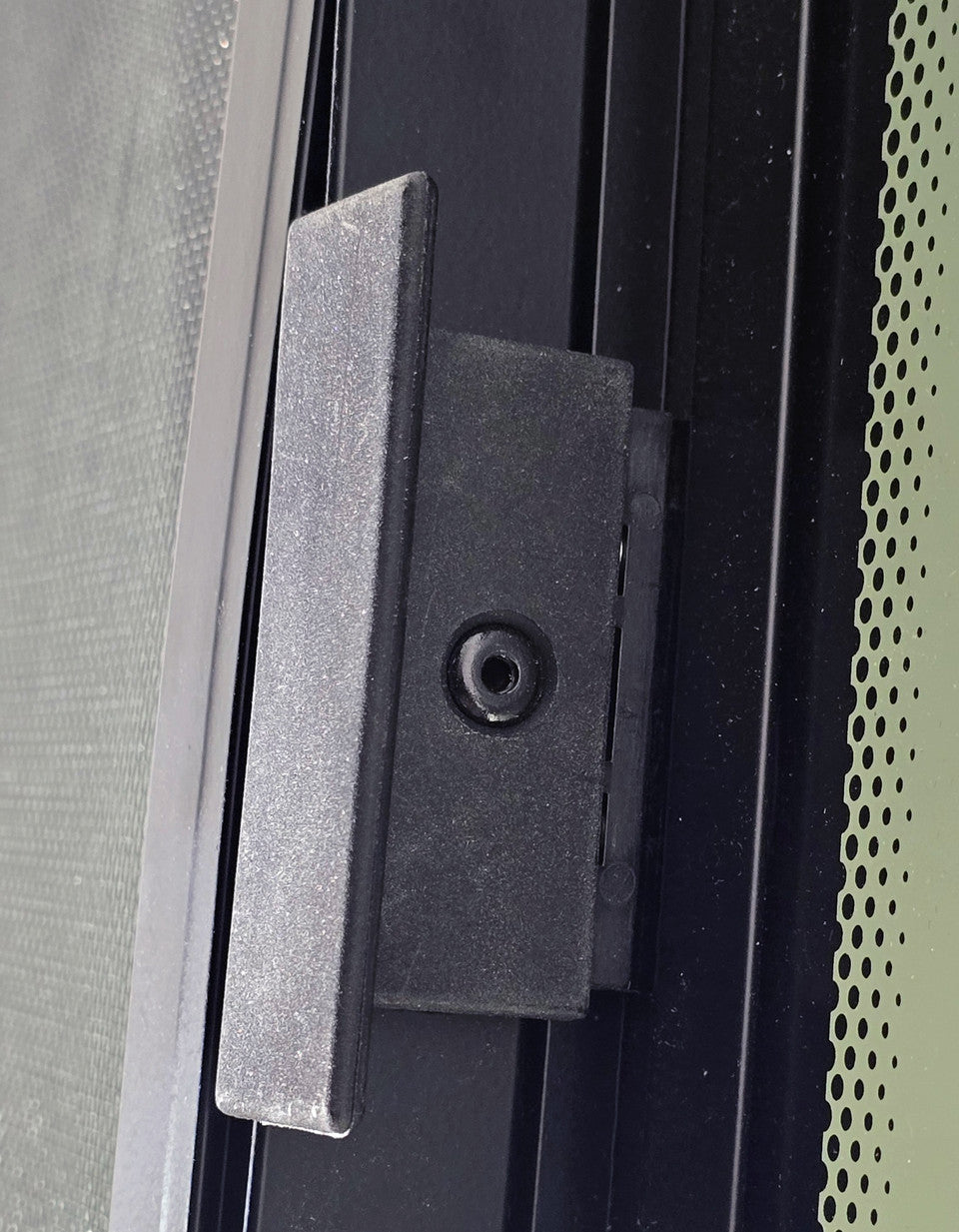 VWD SR101-SE Mercedes Sprinter Passenger Side Sliding Window with Fly Screen (2007+)